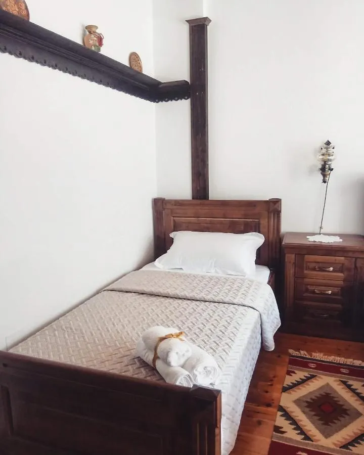 Timo'S Guest House Berat