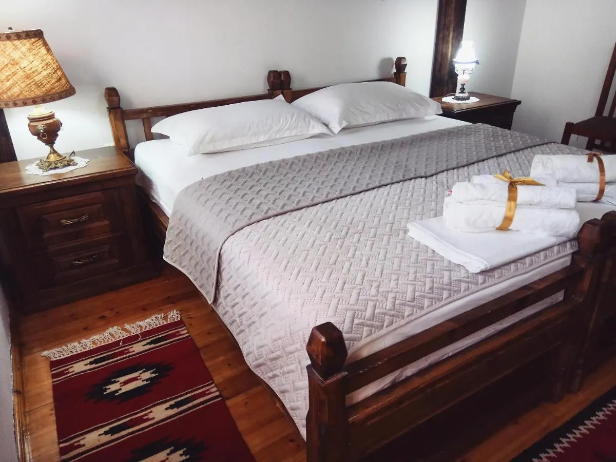 Timo'S Guest House Berat